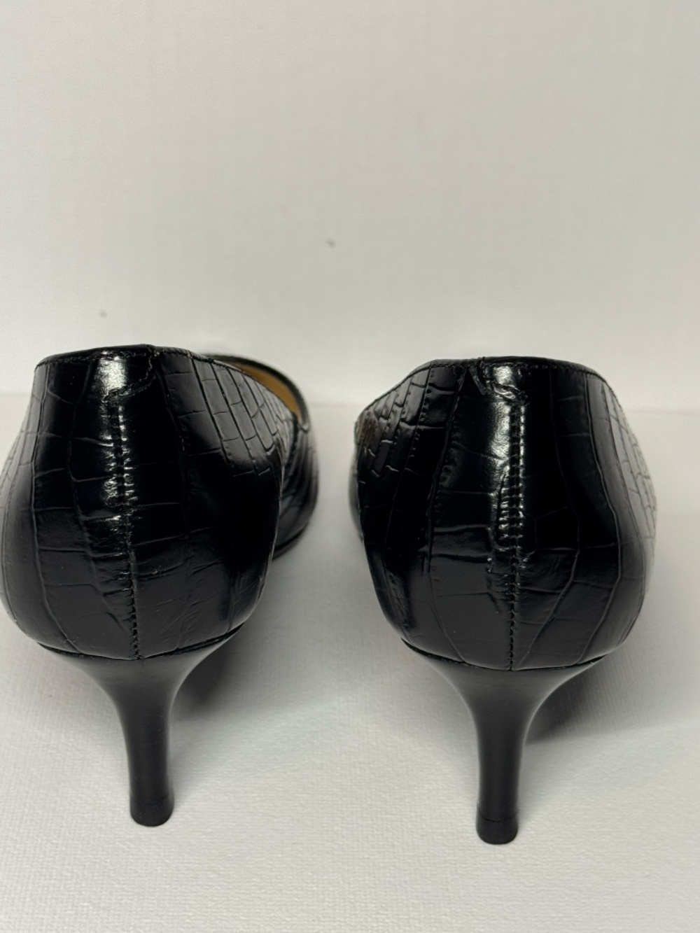 Talbots Black Croc Embossed Pointed Toe Kitten Heels Pumps S 5.5M Classic - Picture 5 of 11